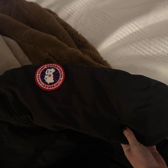 Canada Goose Black Shelburne Parka Style #3802L - Picture 5 of 10